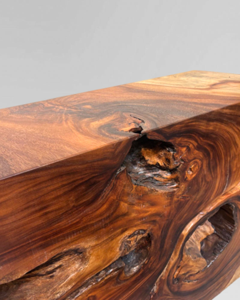 Acacia Console 17