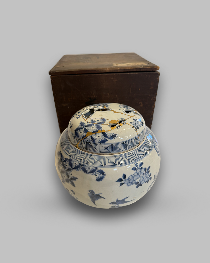 Kintsugi jar with original box