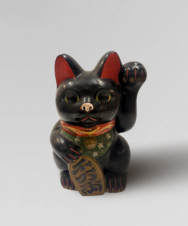 Vintage Japanese Maneki Neko