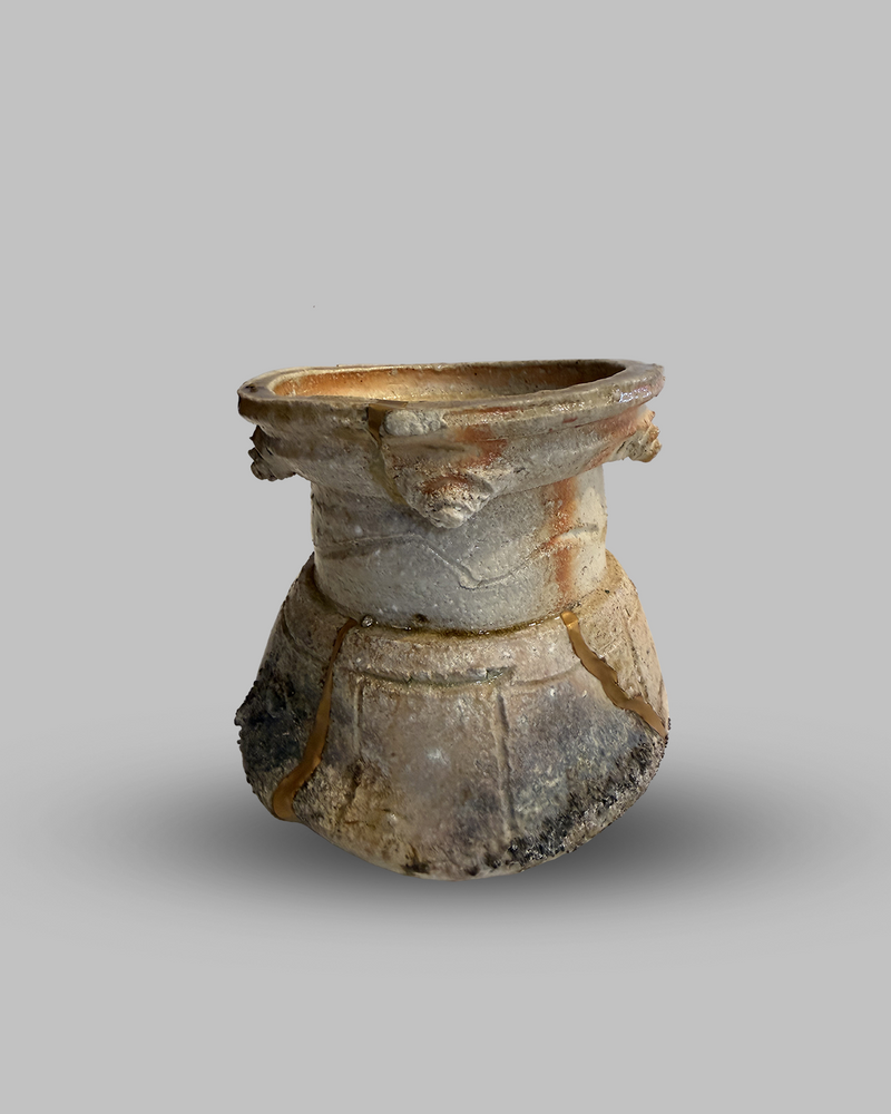 Mizusashi with Kintsugi
