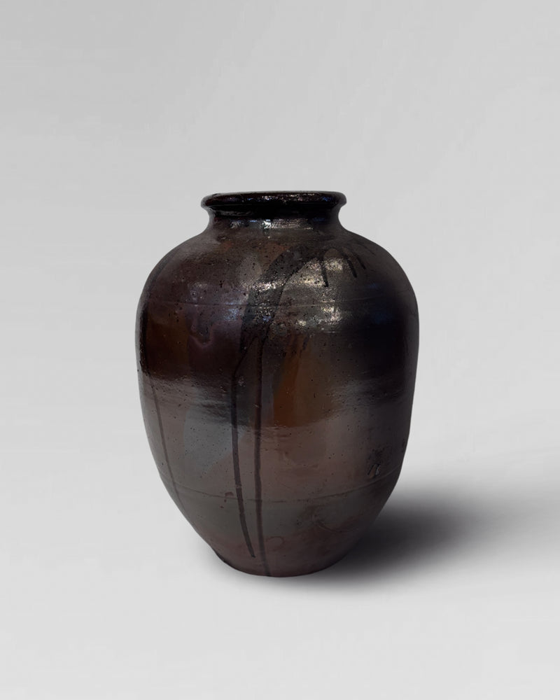 Large ceramic Tsubo storage jar 1