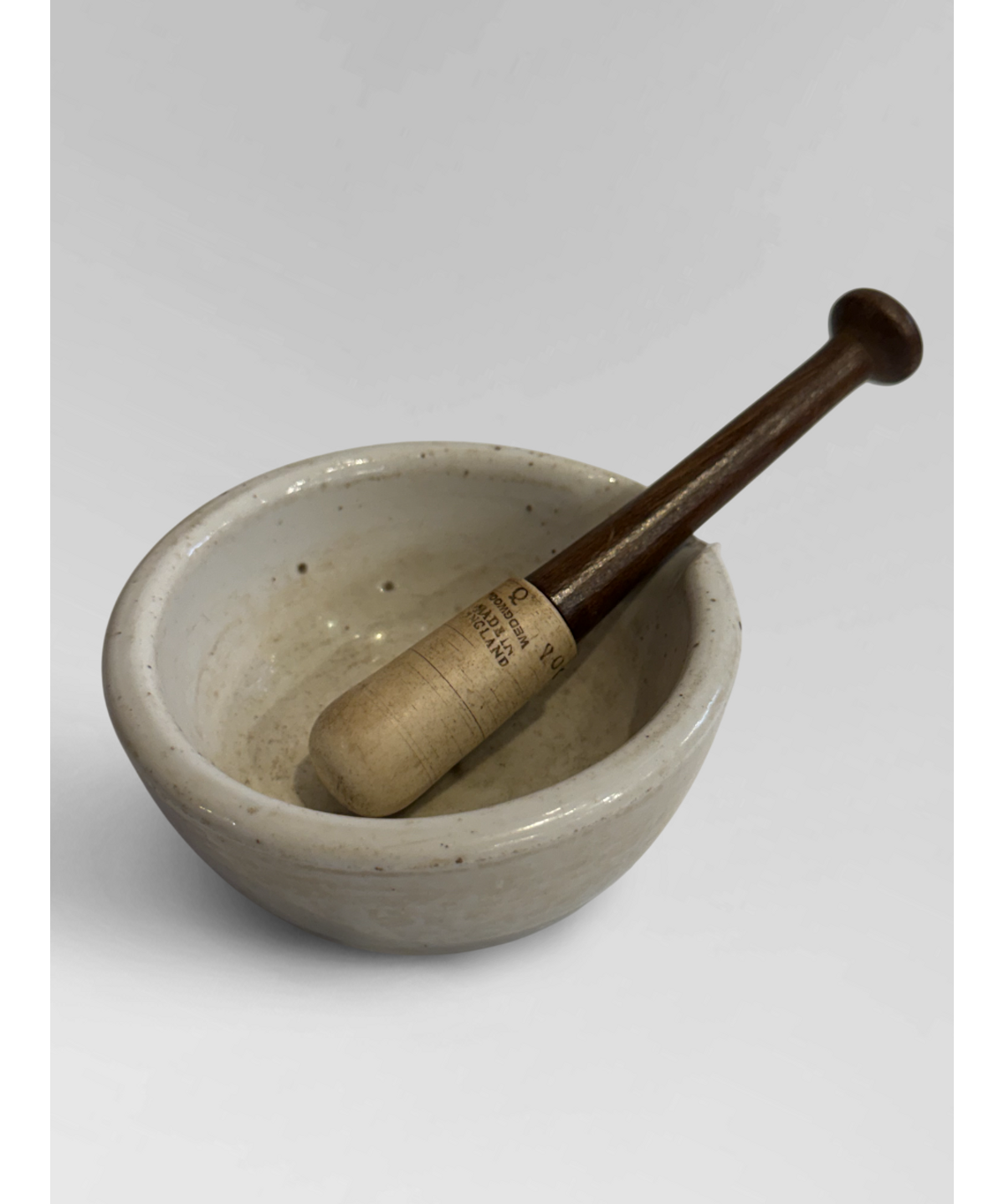 Porcelain mortar and pestle