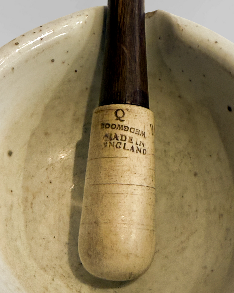 Porcelain mortar and pestle