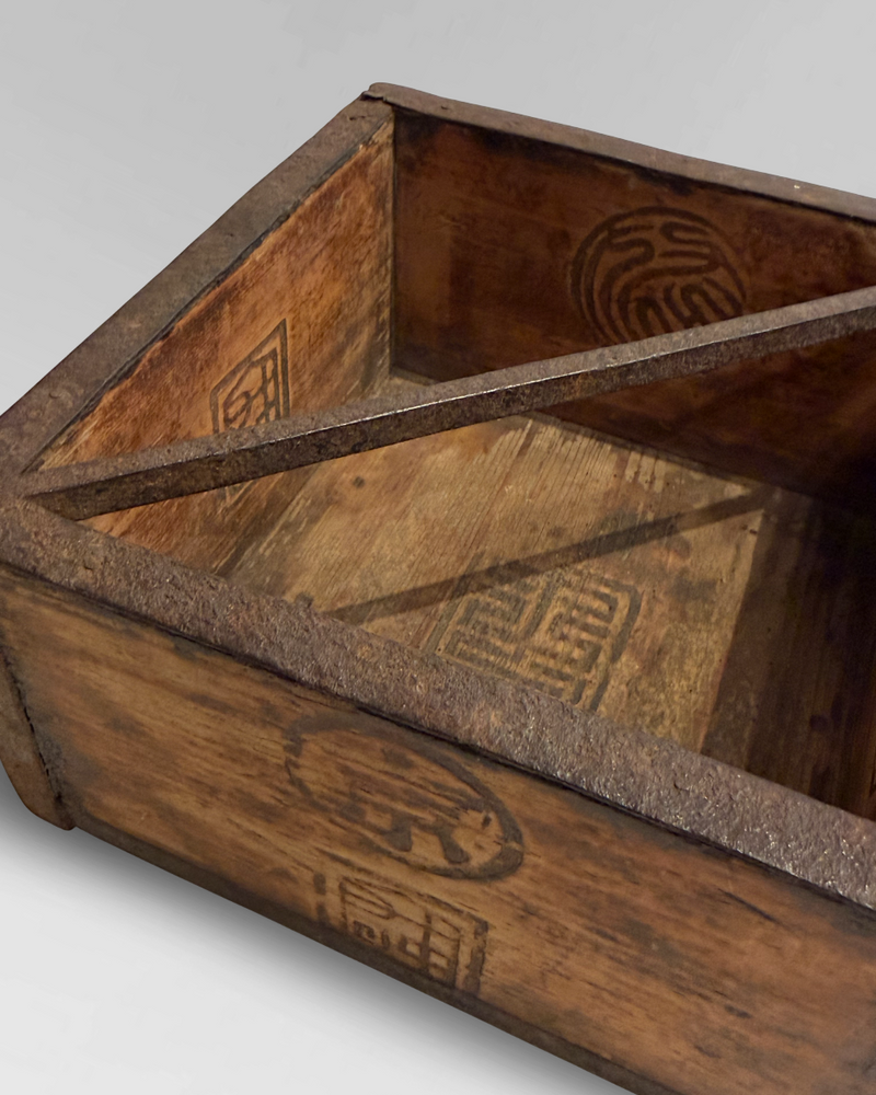 Japanese measuring box 1