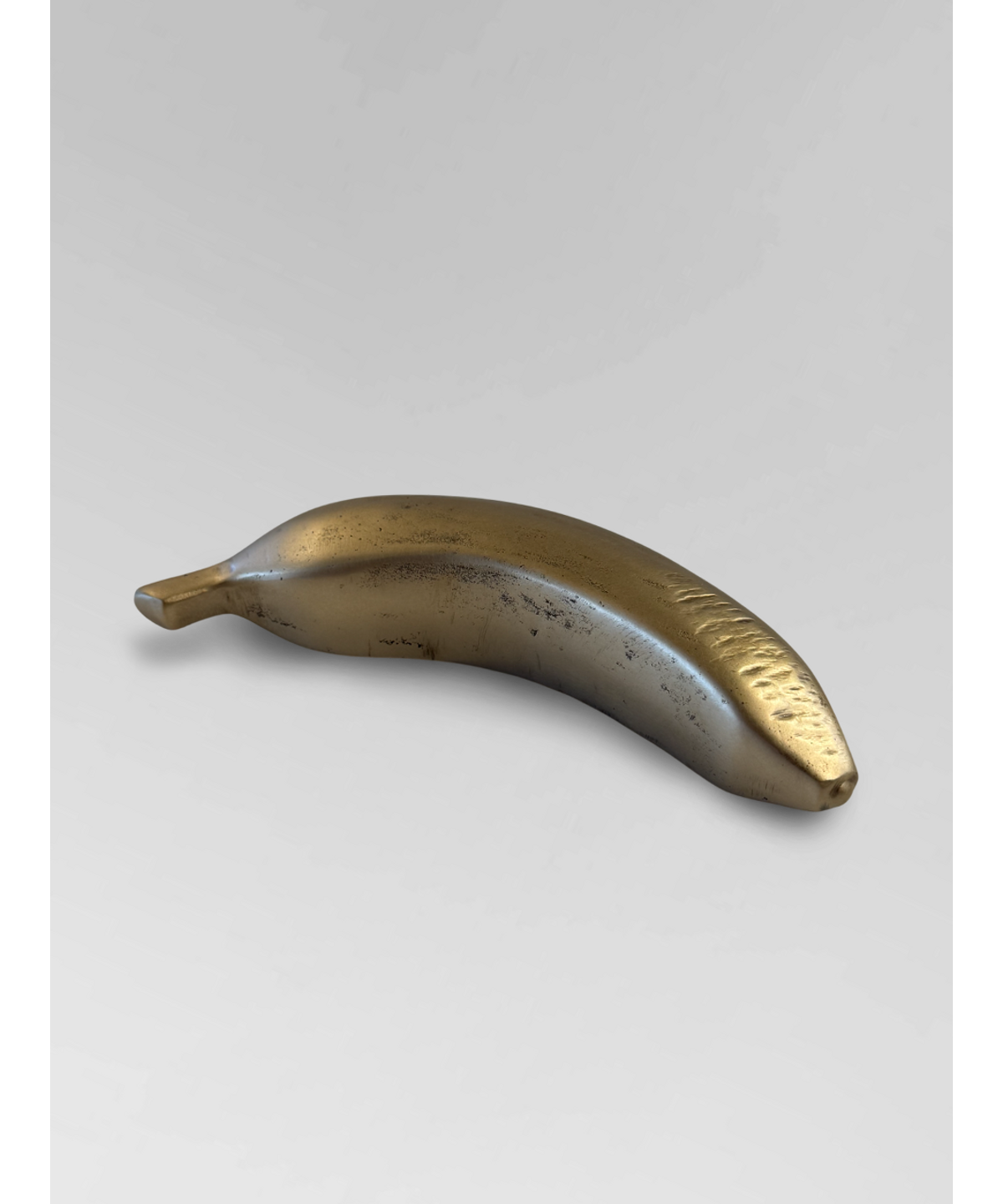 Cast bronze banana