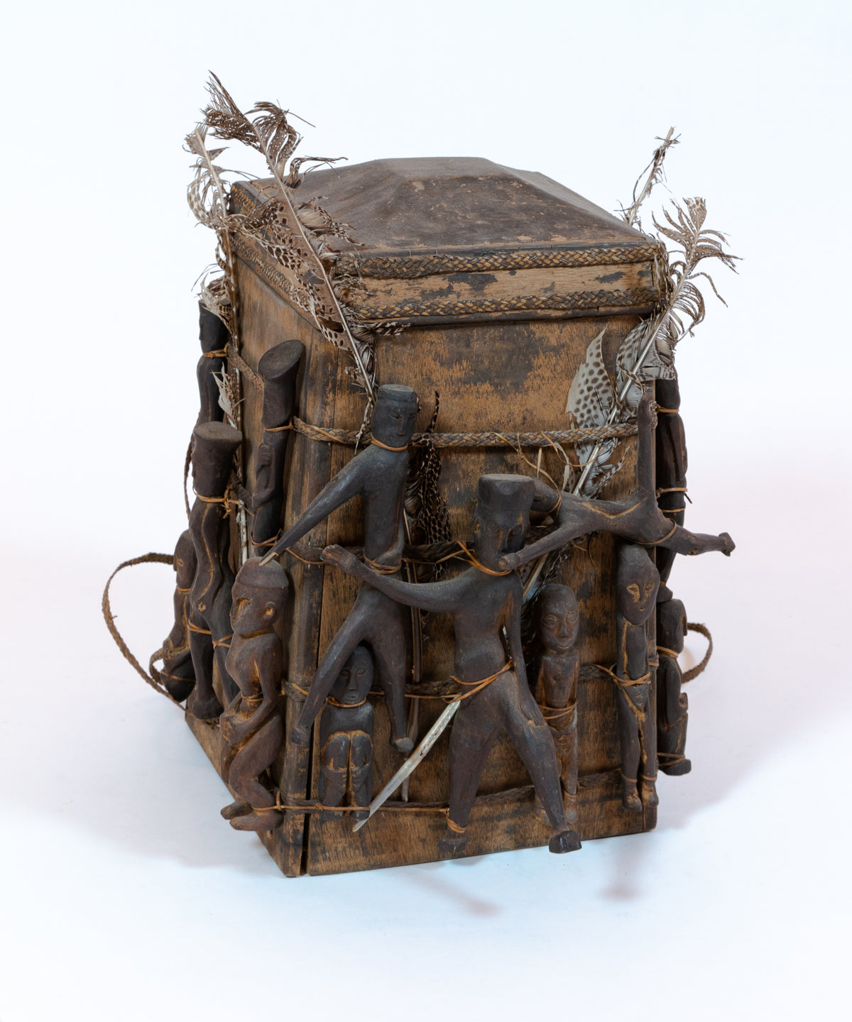 Lupong Manang, Shaman Backpack